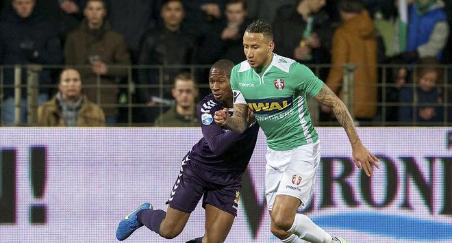 凭借无与伦 凭借无与伦