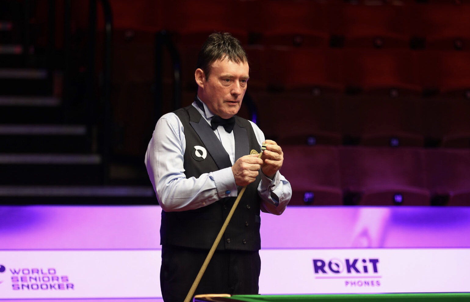 也折射出伦 也折射出伦