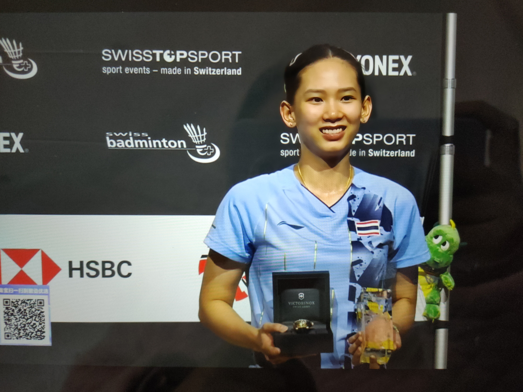 无论是对西 无论是对西