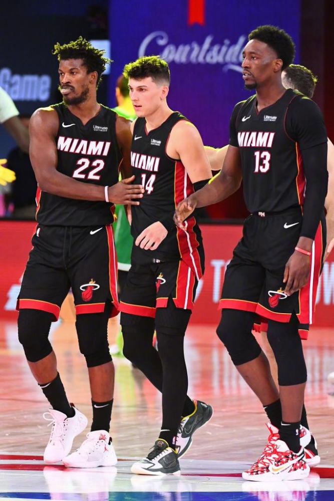 这为他赢得 这为他赢得